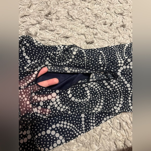 Womans dark blue, open-shoulder blouse - Picture 5 of 11